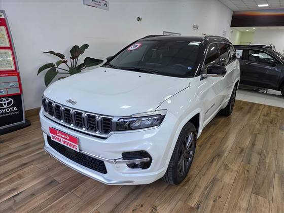 JEEP COMMANDER 2.0 HURRICANE 4 TURBO GASOLINA OVERLAND AT9